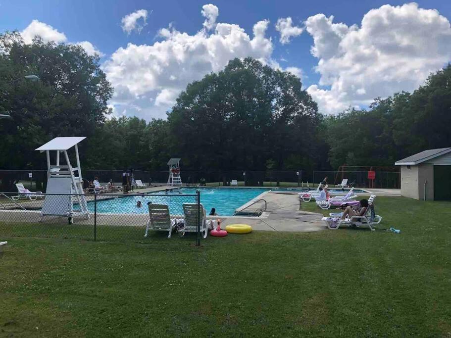 Modern Home Near Lake W Hottub, Game Room, Fireplace Albrightsville Εξωτερικό φωτογραφία